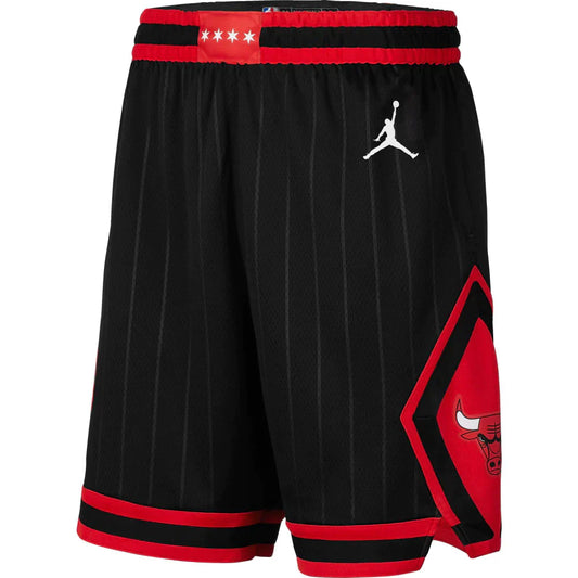 SHORT CHICAGO BULLS – STATEMENT EDITION